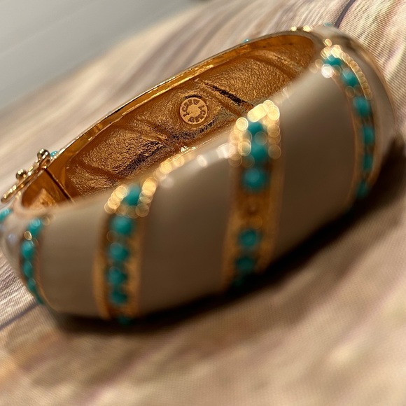 J.Crew Bracelet. Gold Silver and Blue. Magnetic Clasps. - Picture 4 of 11